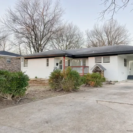 The House on Hill st -A Quiet Home