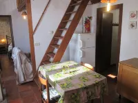 Apartment for couples with garden - 10 min from the lake!