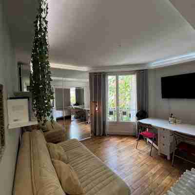 Apparemment Cosy Cœur de Paris Others