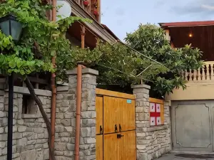 Davit Batoni Guest House