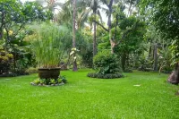 Villa Boreh Retreat Center Hotel berhampiran Pantai Bembeng