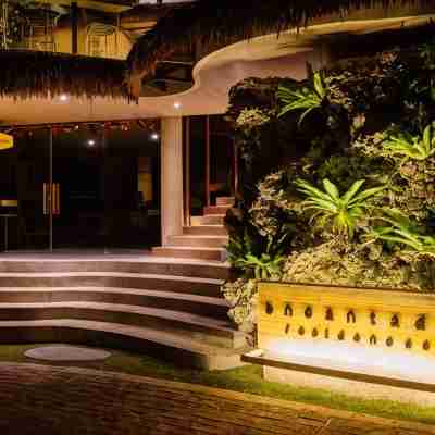 Encantada Residences Hotel Exterior