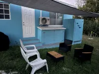 Spanish Wells Getaway for 4 Nearby Wreckers Restaurant & Yacht Haven w/Golf Cart - Wifi