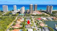 Beach House with Pool, Luxurious & Contemporary - 3-Star