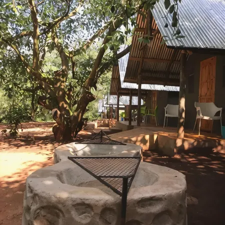 Tsanana Log Cabins and Mullberry Lane Suites