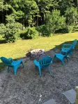 Cozy new efficiency close to beach and shopping