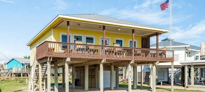 Beach House with Ocean View Hotels in Surfside Beach