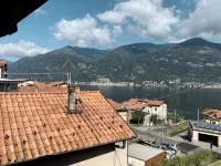 Beautiful apartment on Lake Como with private garden and lake view