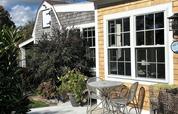 Cozy, clean, relaxing beach cottage awaits you!!
