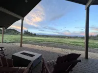 Peaceful Retreat on 35 Acres - Spectacular Mountain Views! - 4성급