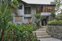 6Br Luxury Treehouse • Ocean Views • Infinity Pool • Private Theater & Game Room - 빌라