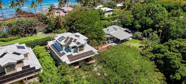 3 Story House - Sleeps 16+ Whole House - Steps to the Beach-Shore! Hotels in Puako