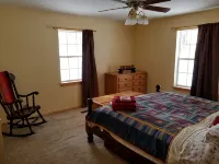 Altitude Adjustment cabin near Wolf Creek - pet friendly - 샬레 호텔