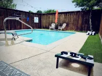 Upscale Home w/ Pool, Arcade & More! - Bungalows