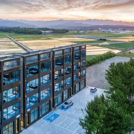 Gangneung Music Time Spa Pension Отели рядом с достопримечательностью «Библиотека «Сунджу»»