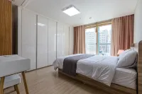 Home Fourest Residence Hotel Okpo - Condos