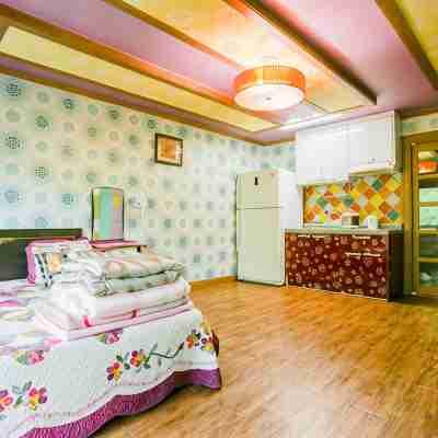 Ulsan (Baenaegol) Byeolcheonji Pension Rooms