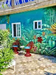 Seaside Jamaica Cottage with Lush Garden,  Hammock, 1 Minute Walk to Beach! Hotels in 