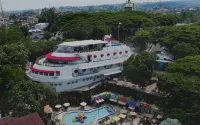 Kapal Garden Hotel - Swimmingpools