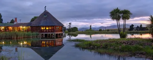 The Old Orchard Guest House - Homestays