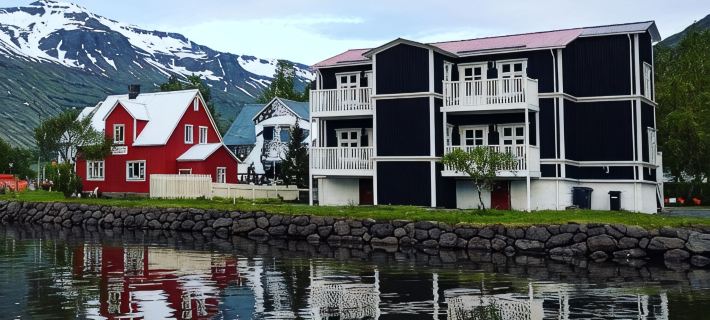 Við Lónið Guesthouse Hotels in Mulathing
