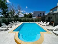 XO Residence - Pools