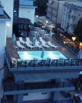 Hotel Mirage - Pools