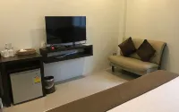 Chiangrai Green Park Resort - Resorts