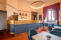 Bosone Palace - bars