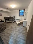 Spacious in-Town Family Home, Walk to Beach & Downtown, Quiet Retreat
