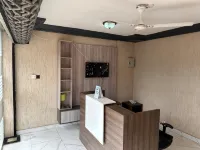 阿克羅蓬阿誇皮姆的GQ豪華山丘酒店 - 民宿