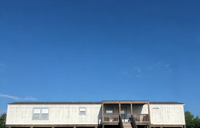 Brand New! Spacious mobile home!
