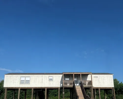 Brand New! Spacious mobile home! Hotels in Hackberry