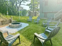 "Tide Vibes" at Ferry Beach - a 4 Bed/3 Bath Spacious Retreat for 13!