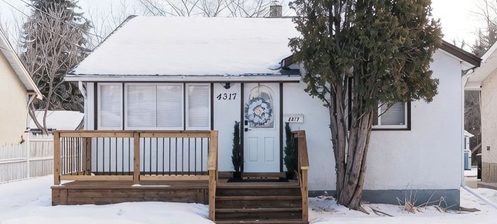 Paradise On The Park Hotels in Red Deer