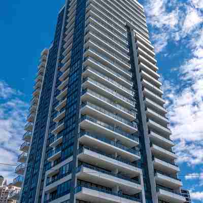 Opus Broadbeach - Official Hotel Exterior
