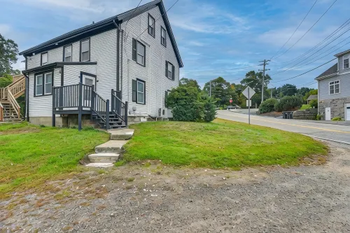 Charming 2-bedroom apartment in nice Sharon with WiFi, AC near Gillette Stadium - 4-Star