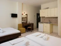 Konstantinos Hotel & Apartments I Hotels in Ellomeno