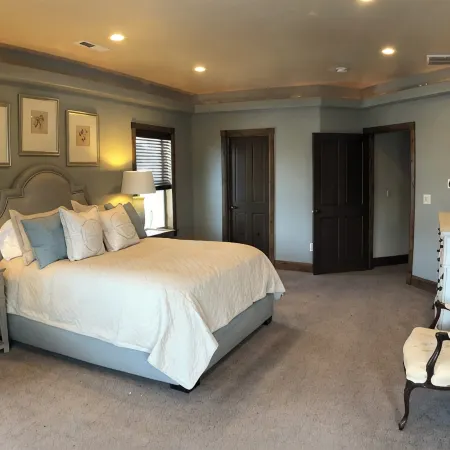 Sunny 5 Bd Mountain Home-Gorgeous View-Perfect for 2 or MultiGen Families-HotTub
