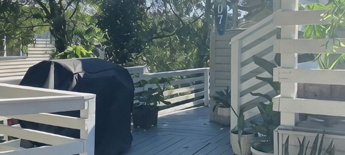 Boho, Plant-Filled Home w/ Wood + Leather Touches, 3 Beds, 2 Baths, Super Clean. Hotels in Emerald Isle