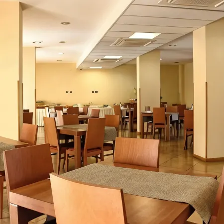 City Hotel