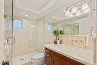 Modern 3-Bedroom beach townhome - balcony