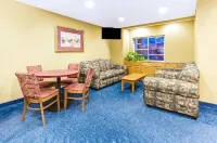 Spark by Hilton Parker Denver SE