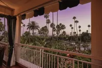 The Beverly Hills Hotel - Dorchester Collection - Romantic