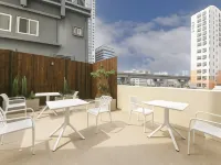 H-avenue hotel moonhyeon Hotels near Busan Bank