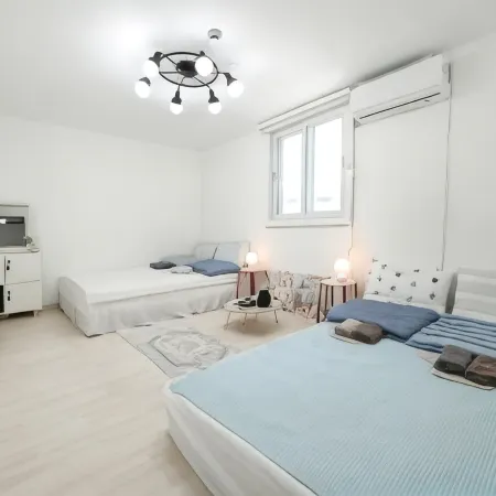 Yeou Guest House