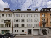 EasyHotel Zürich City Centre Отели рядом с достопримечательностью «Лангштрассе»