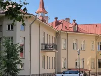 Usad'ba Admirala Lazareva Hotel 鄰近浴場樓的酒店