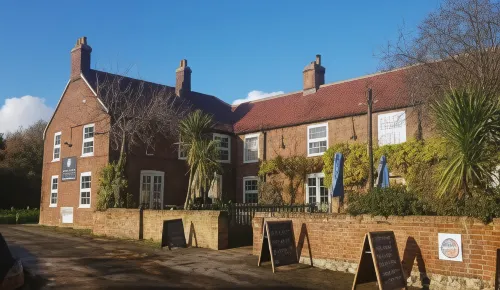 Sutton Staithe Hotel