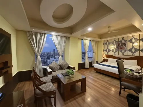The Red Velvet Hotel Samarpan, Patna - 4-Sterne